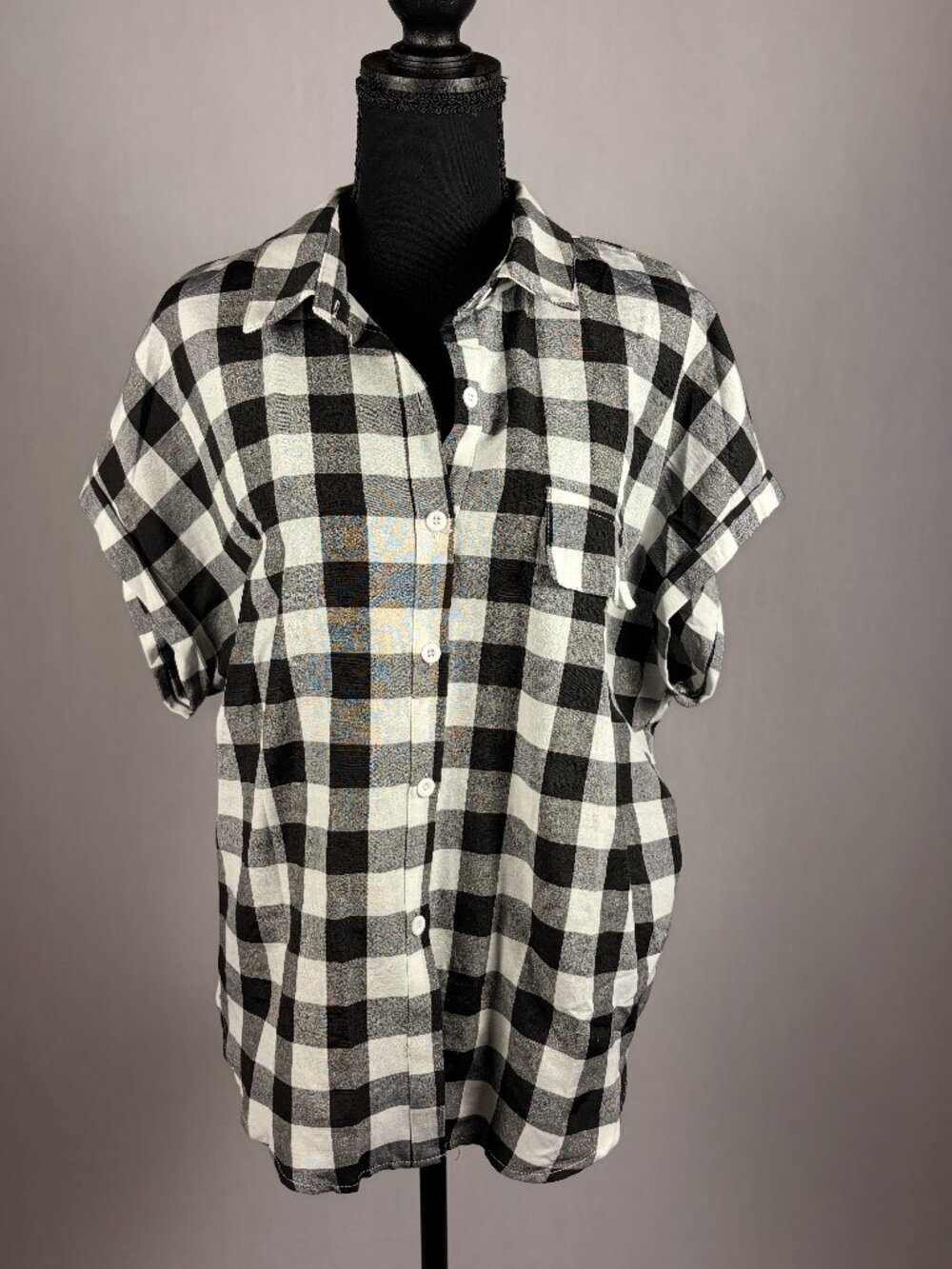 NWOT • Emery Rose Black & White Gingham Button-Up Blouse • 1XL • Short Sleeve